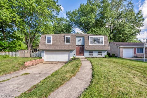 8742 Usher Road, Olmsted Twp, OH 44138 - #: 5220246