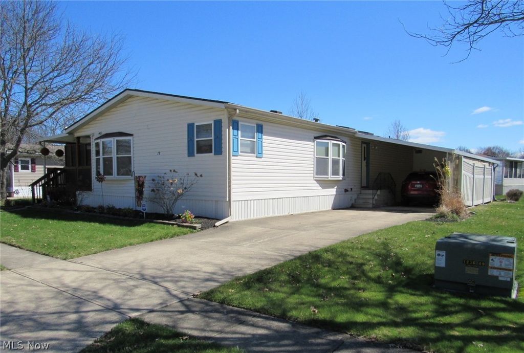 Photo of 78 Periwinkle Drive, Olmsted Township, OH 44138 (MLS # 5198231)