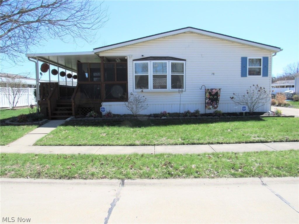 Photo of 78 Periwinkle Drive, Olmsted Township, OH 44138 (MLS # 5198231)