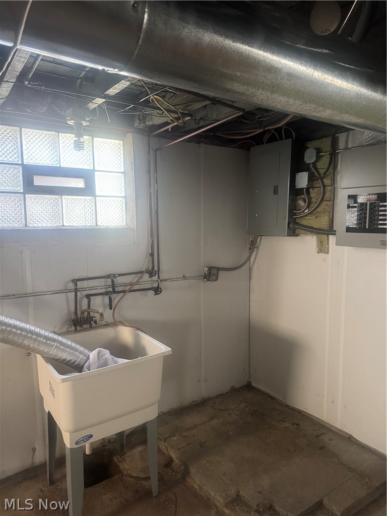 Stuart Frisbie & Fords - Residential