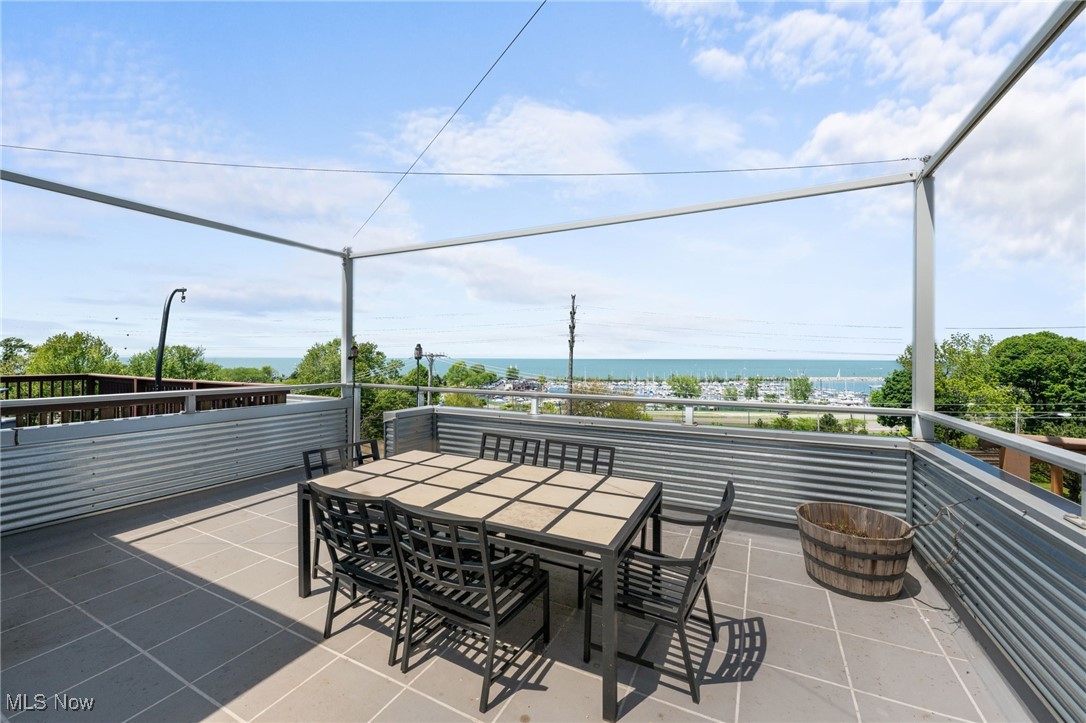 Cleveland, Ohio 44102, United States, 3 Bedrooms Bedrooms, ,3 BathroomsBathrooms,Residential,Pending,148120