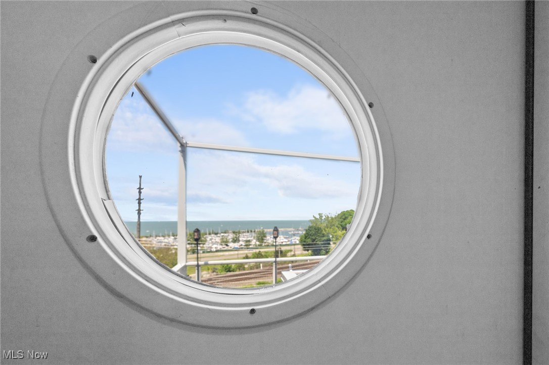 Cleveland, Ohio 44102, United States, 3 Bedrooms Bedrooms, ,3 BathroomsBathrooms,Residential,Pending,148120