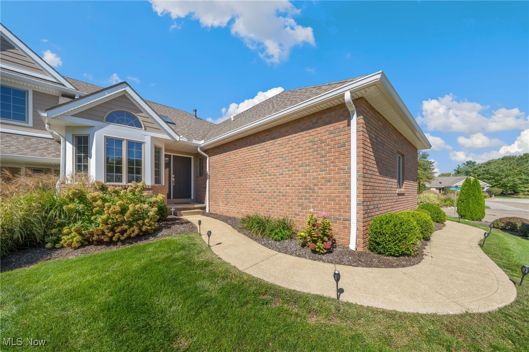 6263 Doral Drive, Canton, Ohio image 4