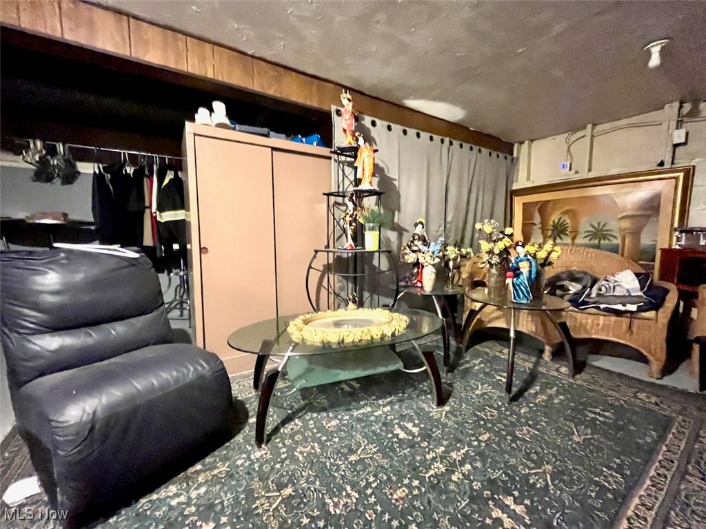 5717 Archmere Avenue, Cleveland, Ohio image 17