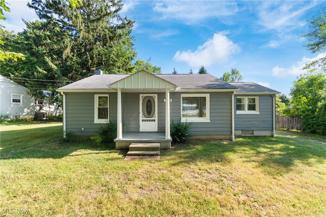 Welcome to this open and airy ranch, located in the heart of Chardon, offering charm, space, and convenienc!
Situated in a desirable location within the Chardon School District, this home sits on a spacious .55-acre lot and features three bedrooms and a full bath, all on the main level.
The living room boasts a large window for natural light, and an arched entryway leading into the kitchen.
The bright and cheery kitchen is a functional space with a center island newer appliances, and extensive cabinetry. Just off the kitchen is a versatile mudroom that could easily serve as a cozy dining area.
Three bedrooms and a full bathroom complete the main level.
The home’s unfinished basement provides a laundry area and ample room for storage or future expansion.
Step outside to enjoy the brick patio, perfect for relaxing or entertaining, and take advantage of the detached 2-car garage.
Recent updates add peace of mind, including a new furnace (2023), windows (2011–2012), roof (2009–2010), refrigerator and dishwasher (2020), and stove (2017).
Don’t miss your opportunity to own this lovely home in a great location. Schedule your private showing today!