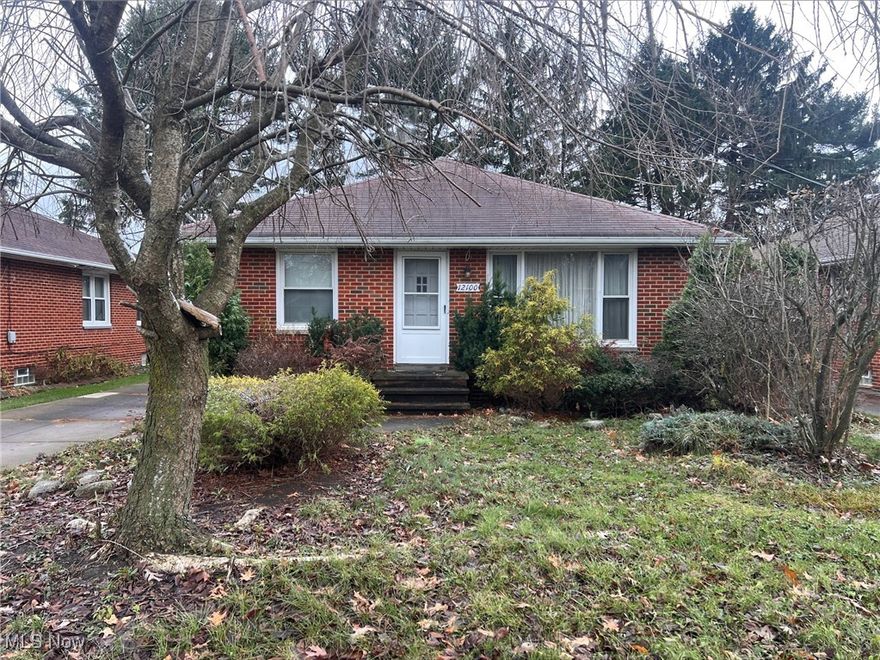 This is an ONLINE ONLY foreclosure sale. There are NO SHOWINGS. Deposit due by wire transfer within 48 upon conclusion . Cash deal; funding must take place within 30 days of confirmation of sale. Subject to postponement and cancellation. Full terms and conditions at online registration.