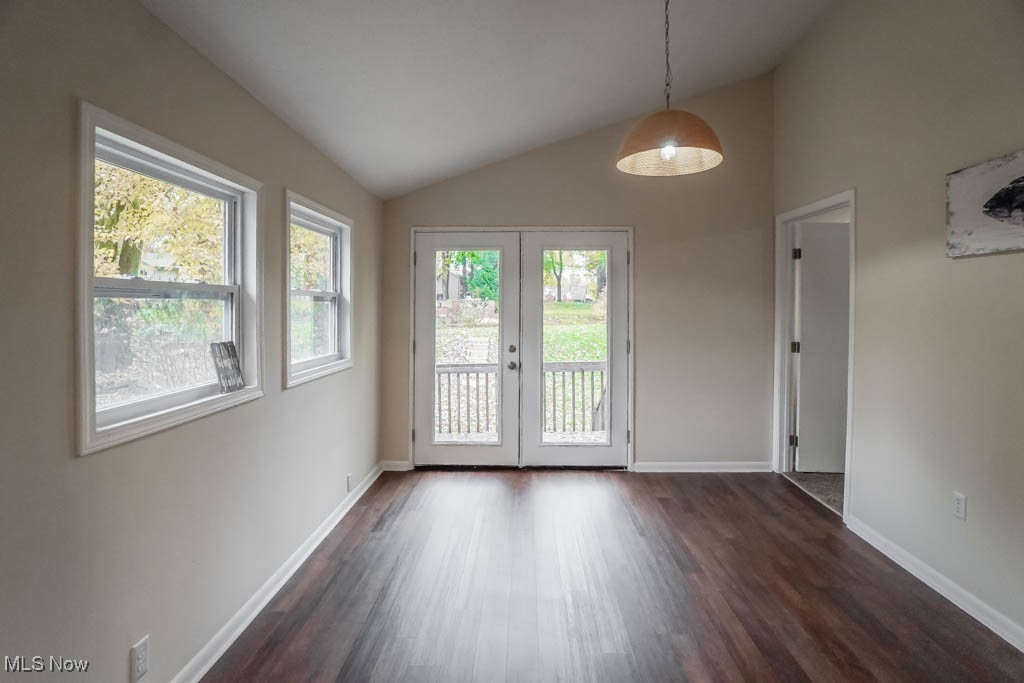 Aurora Shores Condo - Residential