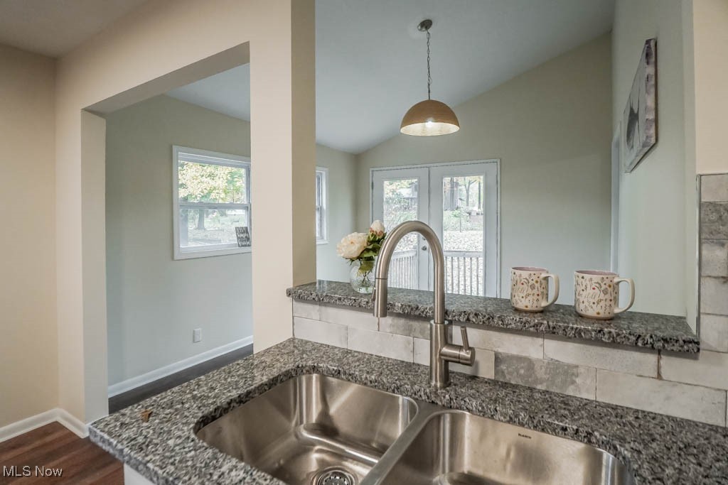 Aurora Shores Condo - Residential