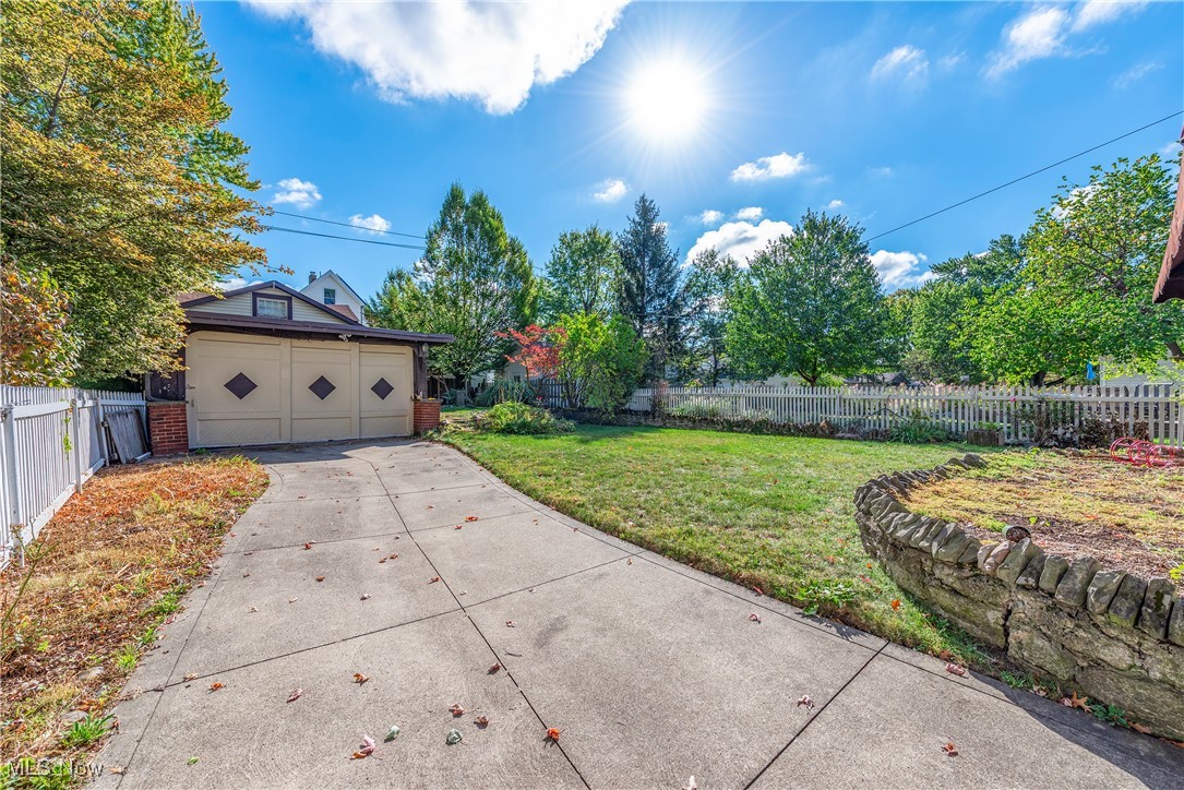 Wm A Schliecher Arthur Ave - Residential