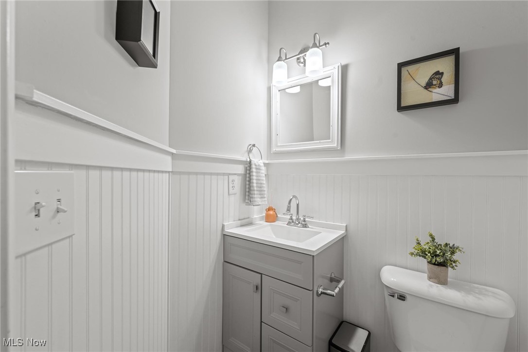 6367 Burrow Court, Medina, Ohio image 11