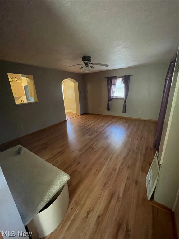 Knickerbocker Land Companys E - Residential Lease