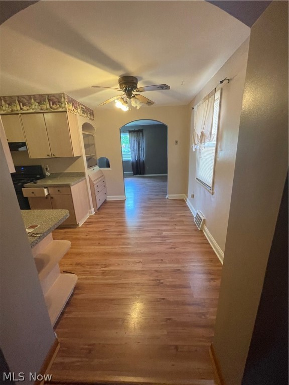 Knickerbocker Land Companys E - Residential Lease