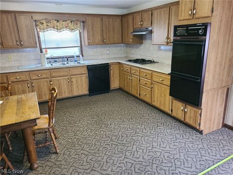 Tiny photo for 1031 Camden Avenue SW, Canton, OH 44706 (MLS # 5188004)