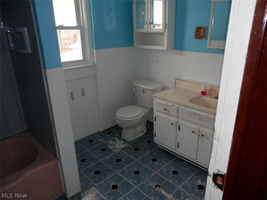 Ella & Easter Shebondy 1st All - Residential