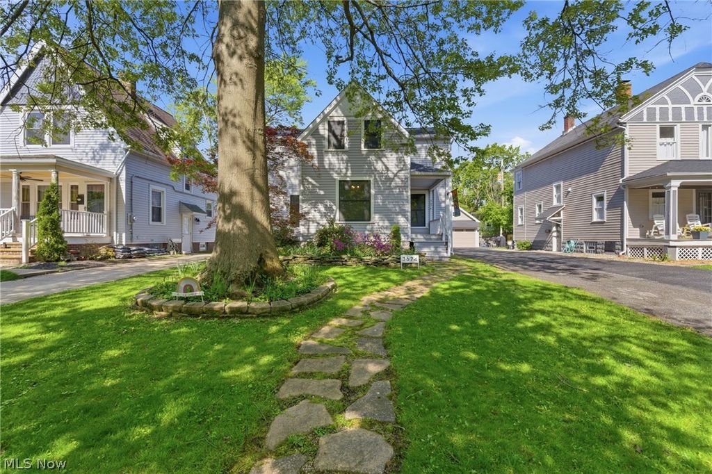 Photo of 3674 Stoer Road, Shaker Heights, OH 44122 (MLS # 5203572)