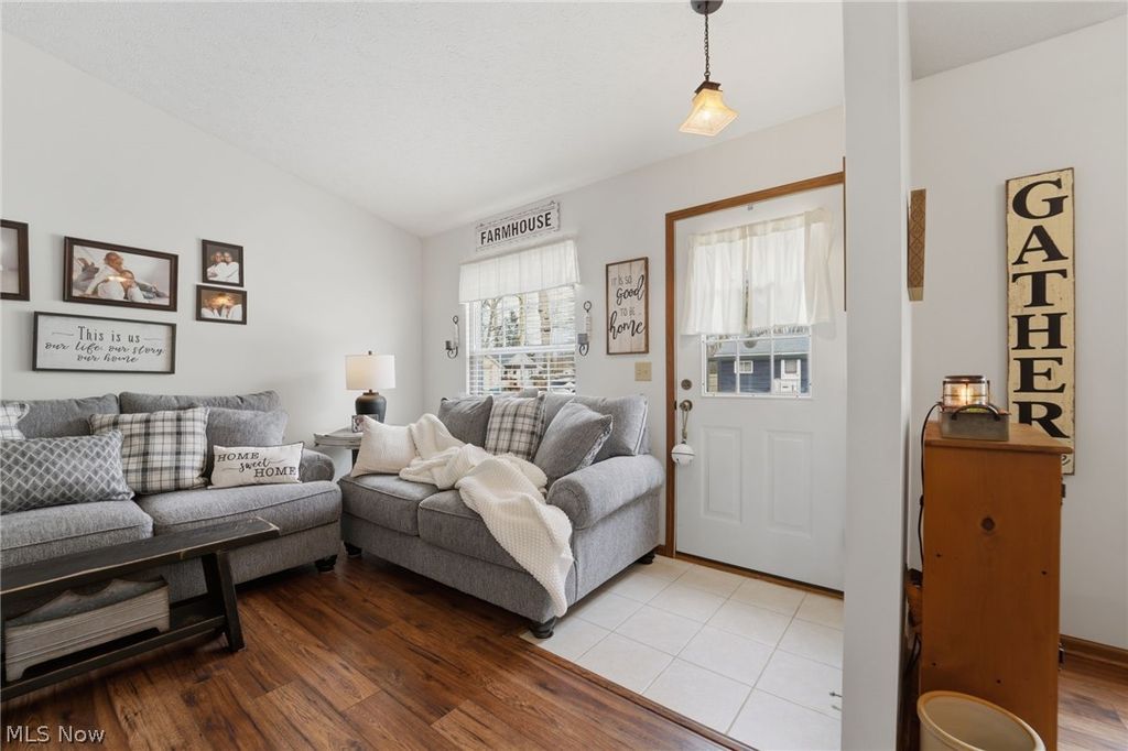 Photo of 5206 University Drive, Geneva, OH 44041 (MLS # 5195444)