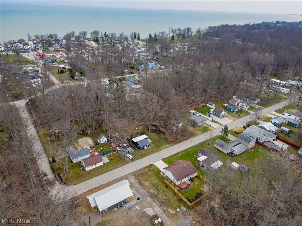 Geneva-on-the-Lake Village - Residential