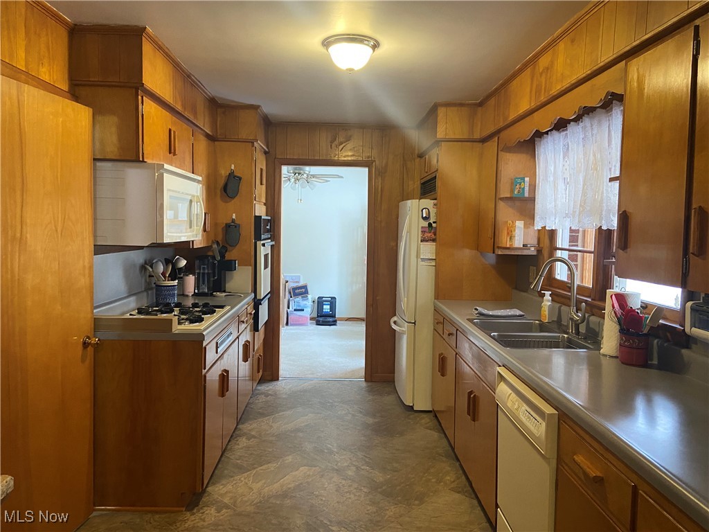 400 Scott Drive, Newcomerstown, Ohio image 19
