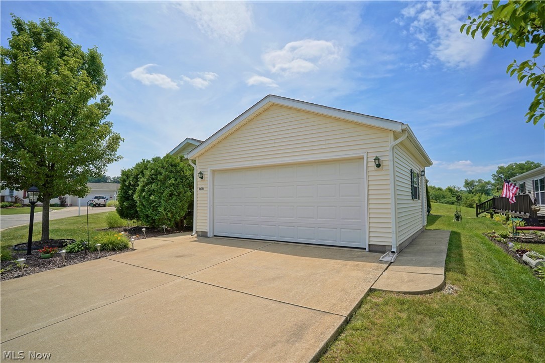 Lakeside Terrace - Residential
