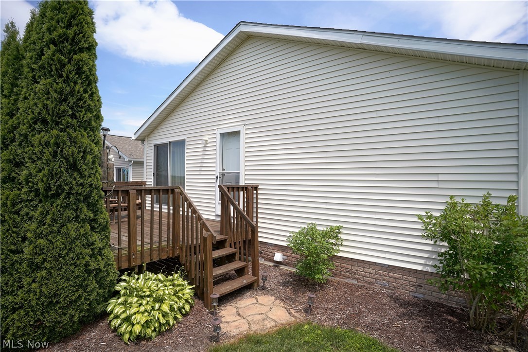 Lakeside Terrace - Residential