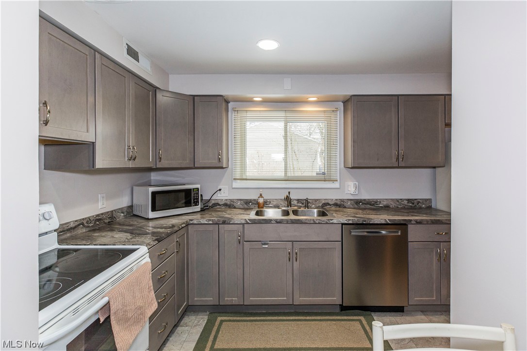 Cuya Manor Sub - Residential