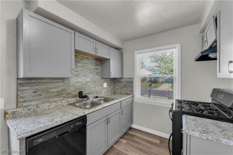 Tiny photo for 15902 Maplewood Avenue, Maple Heights, OH 44137 (MLS # 5224827)