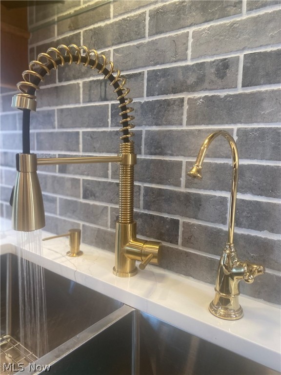 Reserve/Deer Crk Ph 01 - Residential