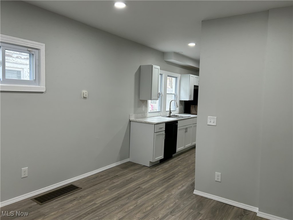 Rose - Residential Lease