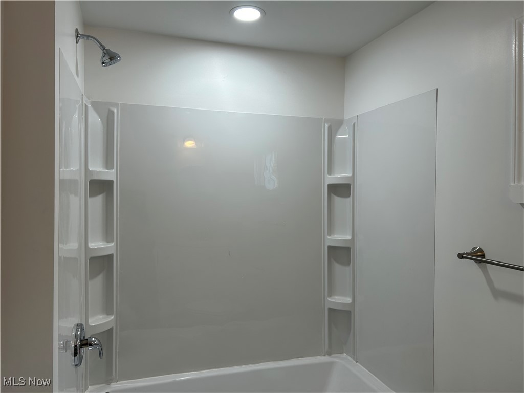 Rose - Residential Lease