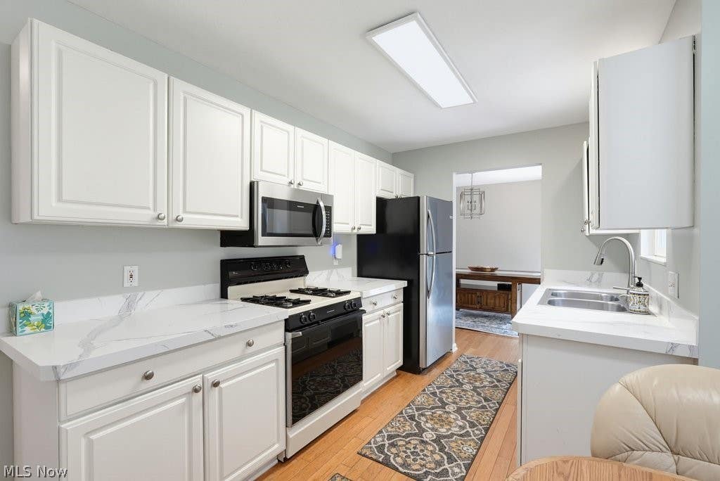 Photo of 7555 Chandler Court, Northfield, OH 44067 (MLS # 5226774)