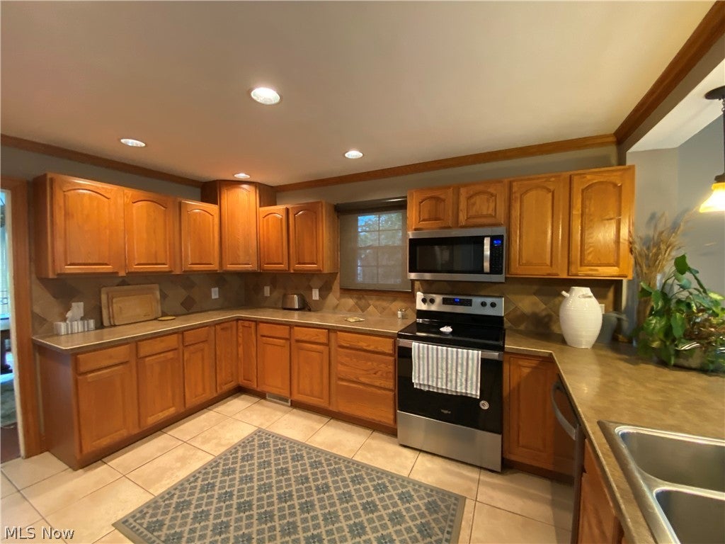 123 Alburn Drive