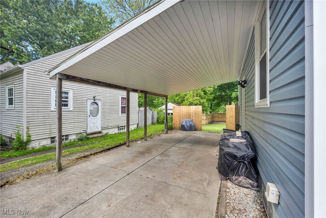 1106 Orlando Avenue, Akron, Ohio image 6