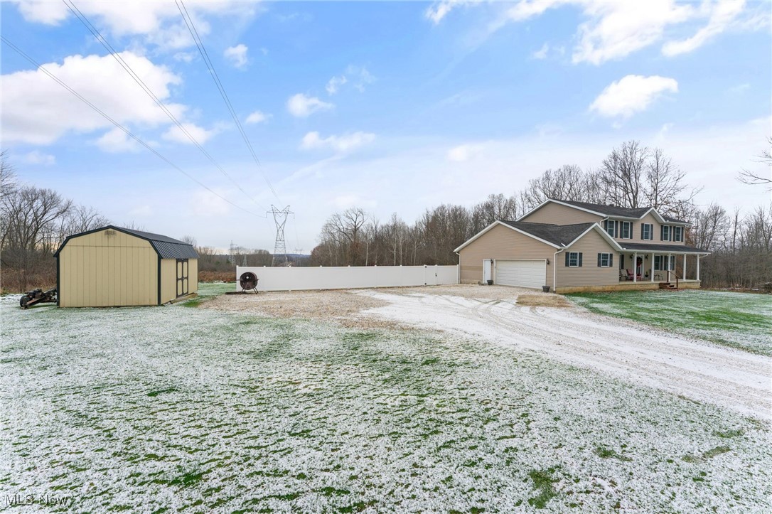 2524 S Fox North Road, Hubbard, Ohio image 32