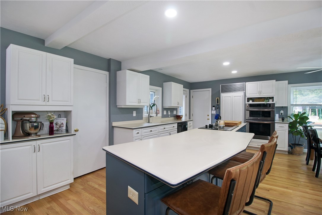 1325 Queen Annes Gate