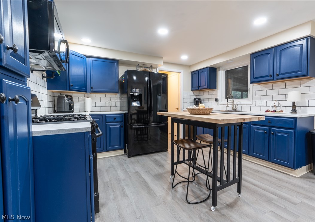 Lake Plaza - Residential