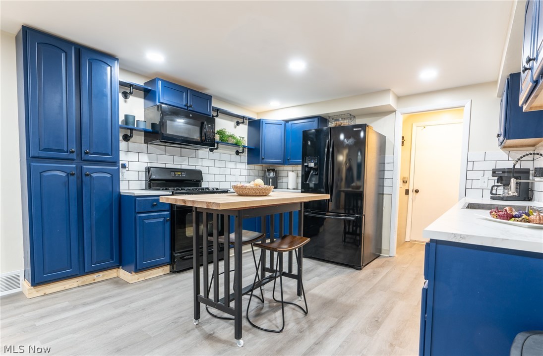 Lake Plaza - Residential