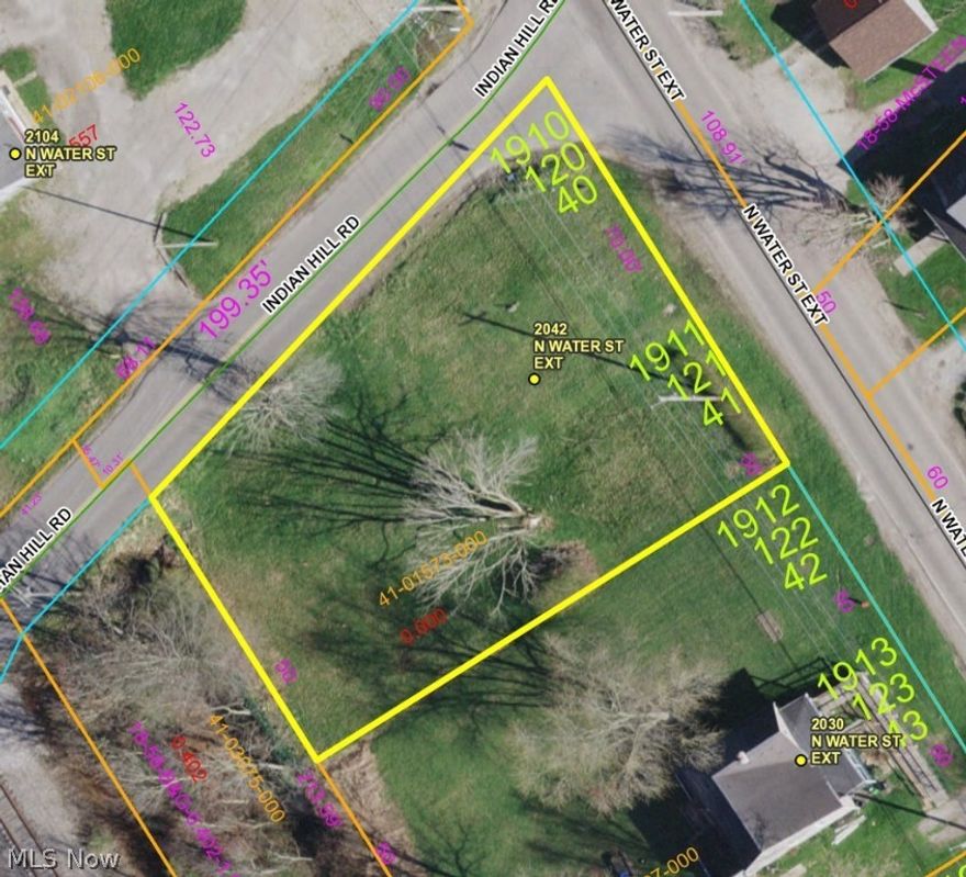Corner lot with frontage on Water Street and Indian Hill Road.  City utilities available including Twin City water and sewer.  Convenient location with easy access to State Route 250 and Claymont High School.
