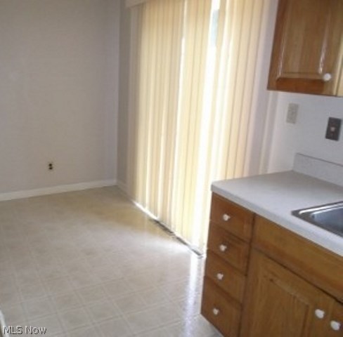 Sherwood Forest 03 - Residential