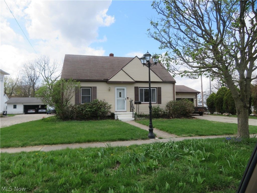 Photo of 9 Chatham Street, Norwalk, OH 44857 (MLS # 5200531)