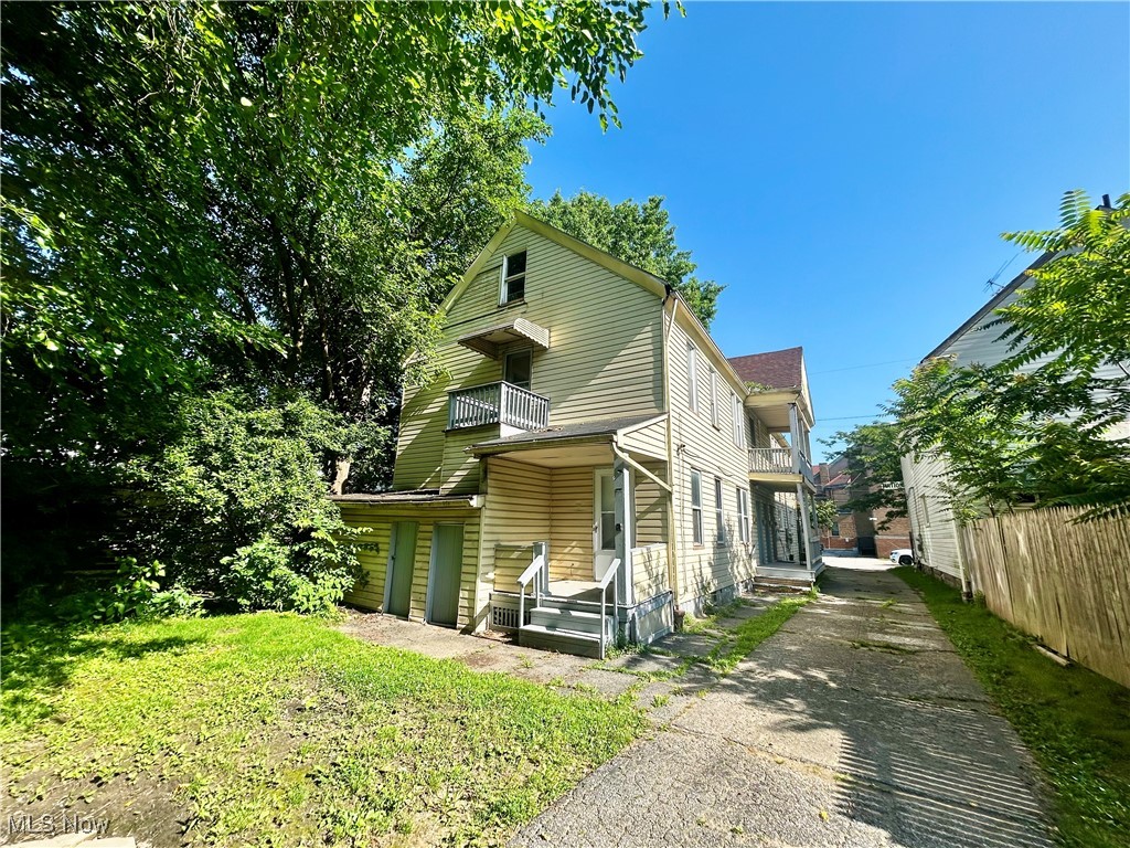 Cleveland Heights, Ohio 44105, United States, 2 Bedrooms Bedrooms, ,1 BathroomBathrooms,Residential,Active,157972