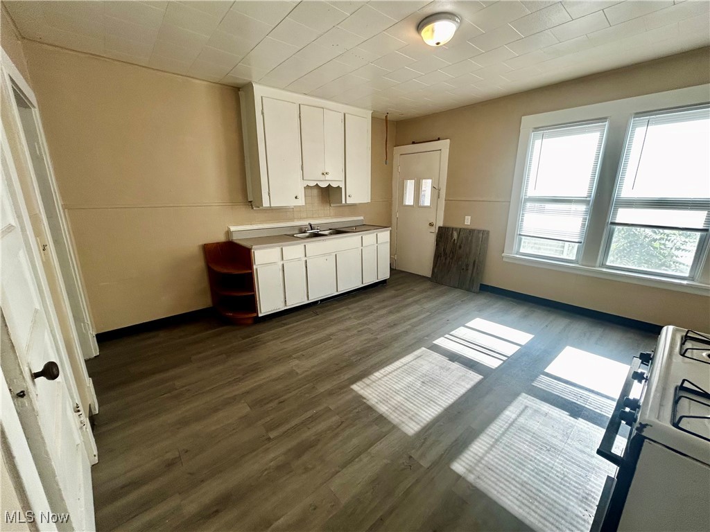 Cleveland Heights, Ohio 44105, United States, 2 Bedrooms Bedrooms, ,1 BathroomBathrooms,Residential,Active,157972