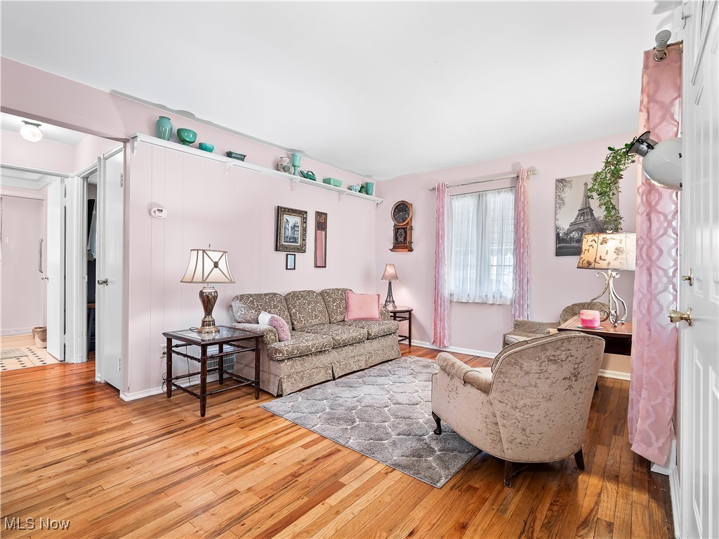 1241 Cedar Drive, Lorain, Ohio image 4