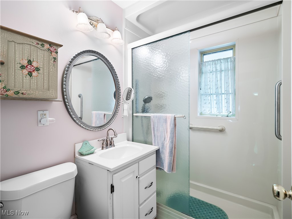 1241 Cedar Drive, Lorain, Ohio image 10