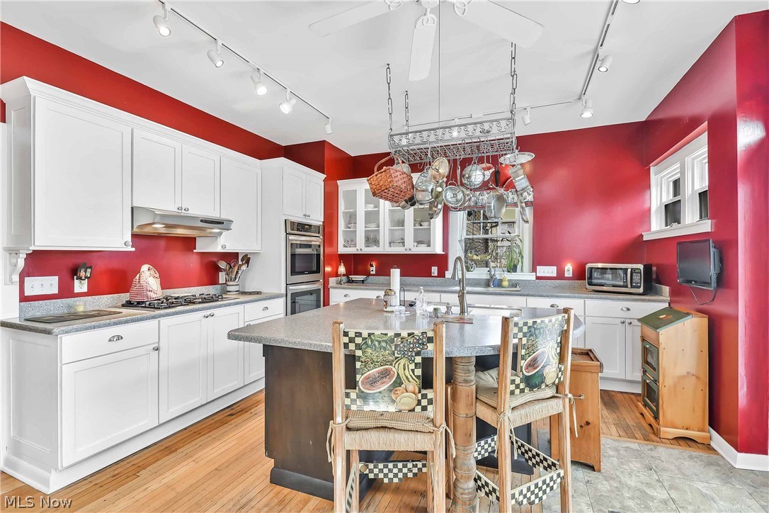 Canton - Commercial Sale