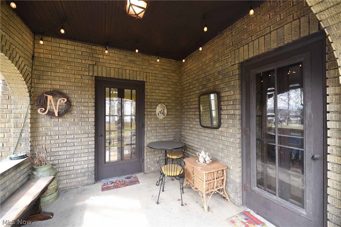 Canton - Commercial Sale