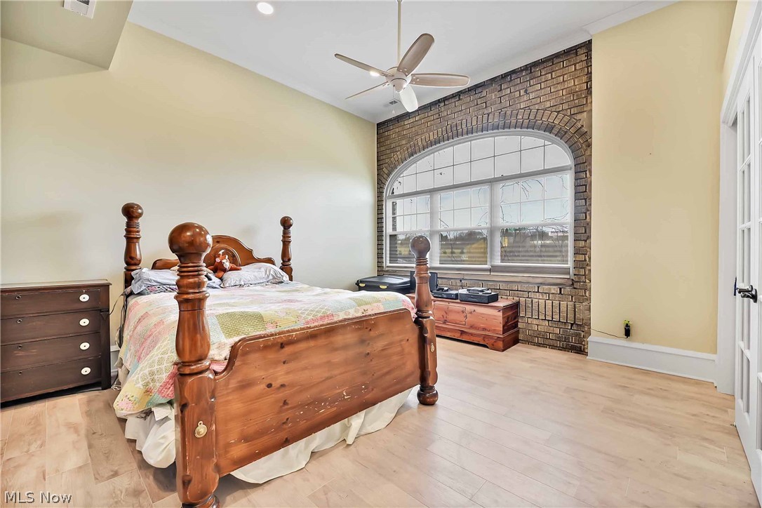 Canton - Commercial Sale