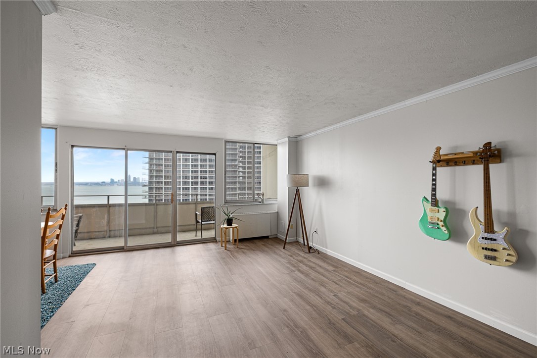 Carlyle Condo - Residential