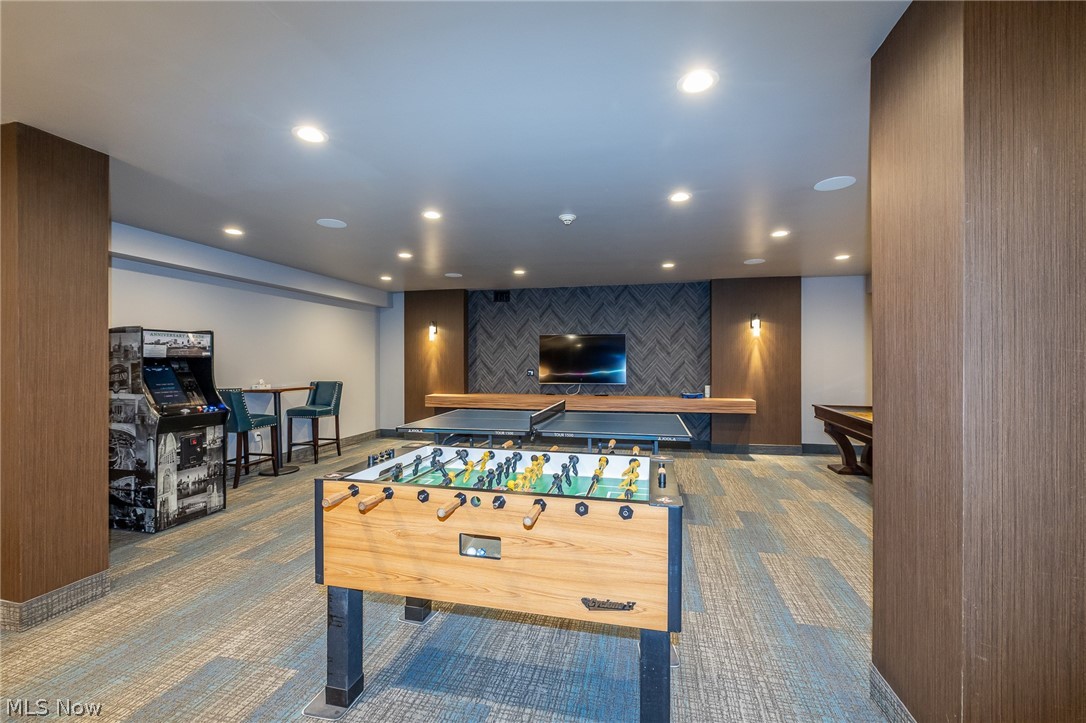 Carlyle Condo - Residential