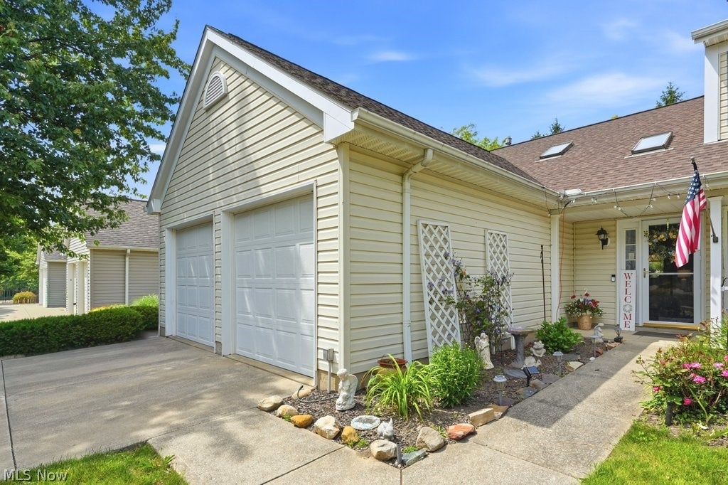 Photo of 20878 Sun Meadow Trail, Strongsville, OH 44149 (MLS # 5217221)