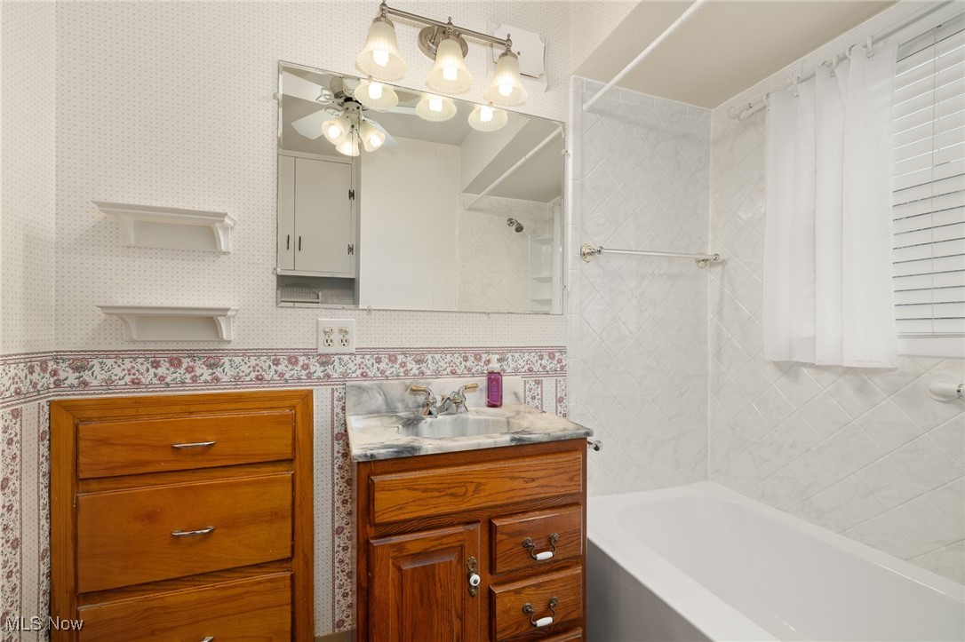 3577 Wadsworth Road, Barberton, Ohio image 16